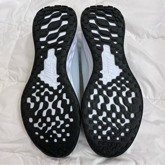 Nike Girls Revolution 6 NN (GS) in Blue, Size 7Y - Picture 4 of 7